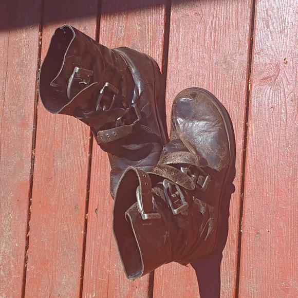 CYDWOQ Handmade Three Buckle Distressed Black Boots Size 6 (36.5), NIB with Bag - Picture 10 of 15